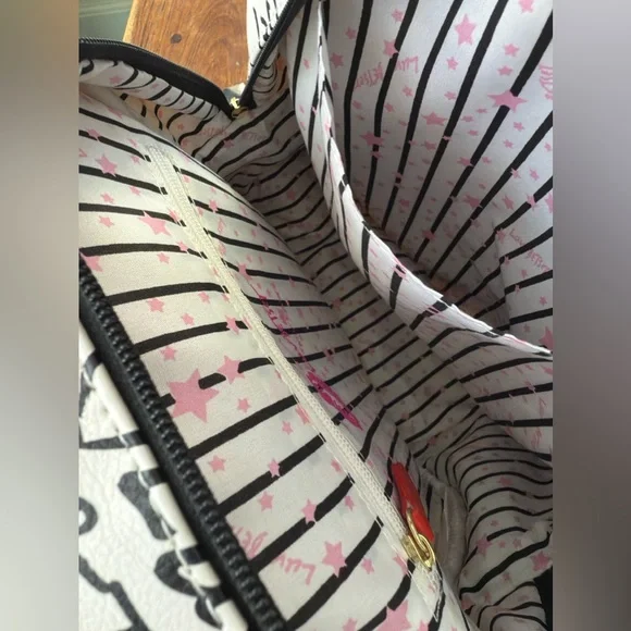 NWT Betsey Johnson backpack - Picture 6 of 6